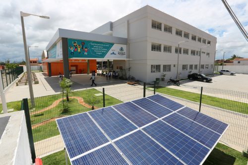 Escola com energia solar. Foto: Divulgação/Prefeitura de Fortaleza